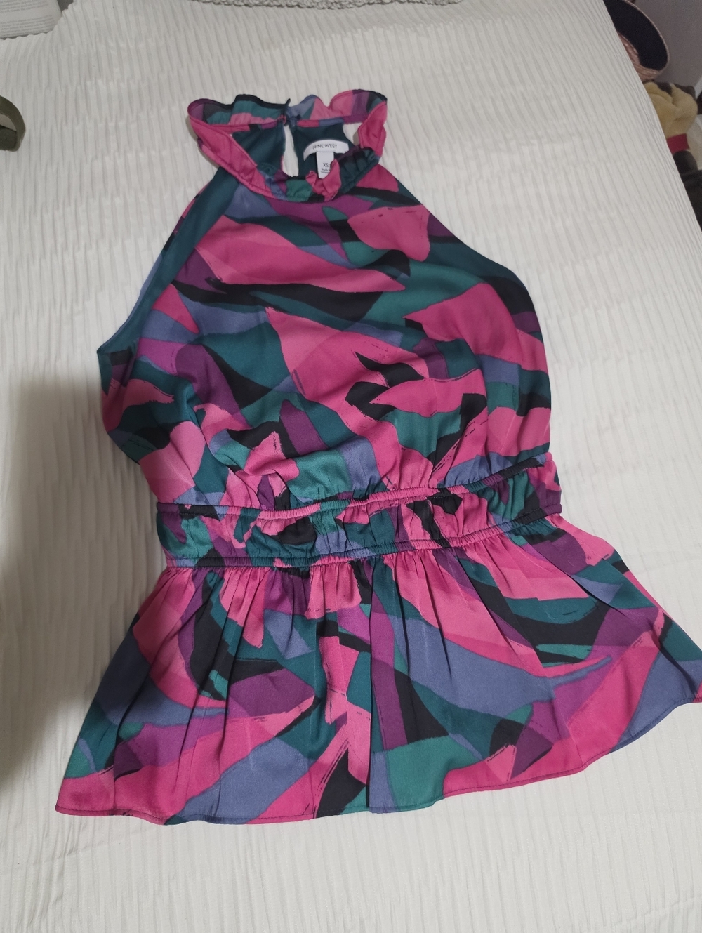 Nine West Multicolor Abstract Halter Peplum Top Size XS Like New - Picture 5 of 5